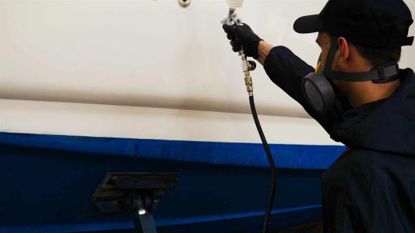 Peinture antifouling pour bateaux à Saint-Philibert